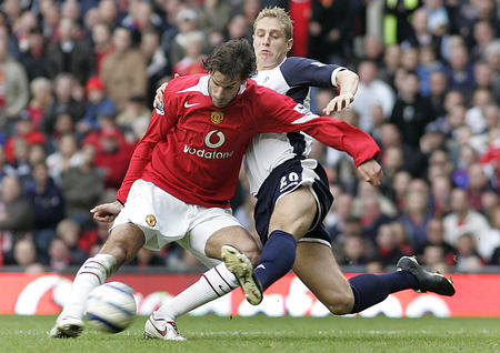 港的经济调 港的经济调